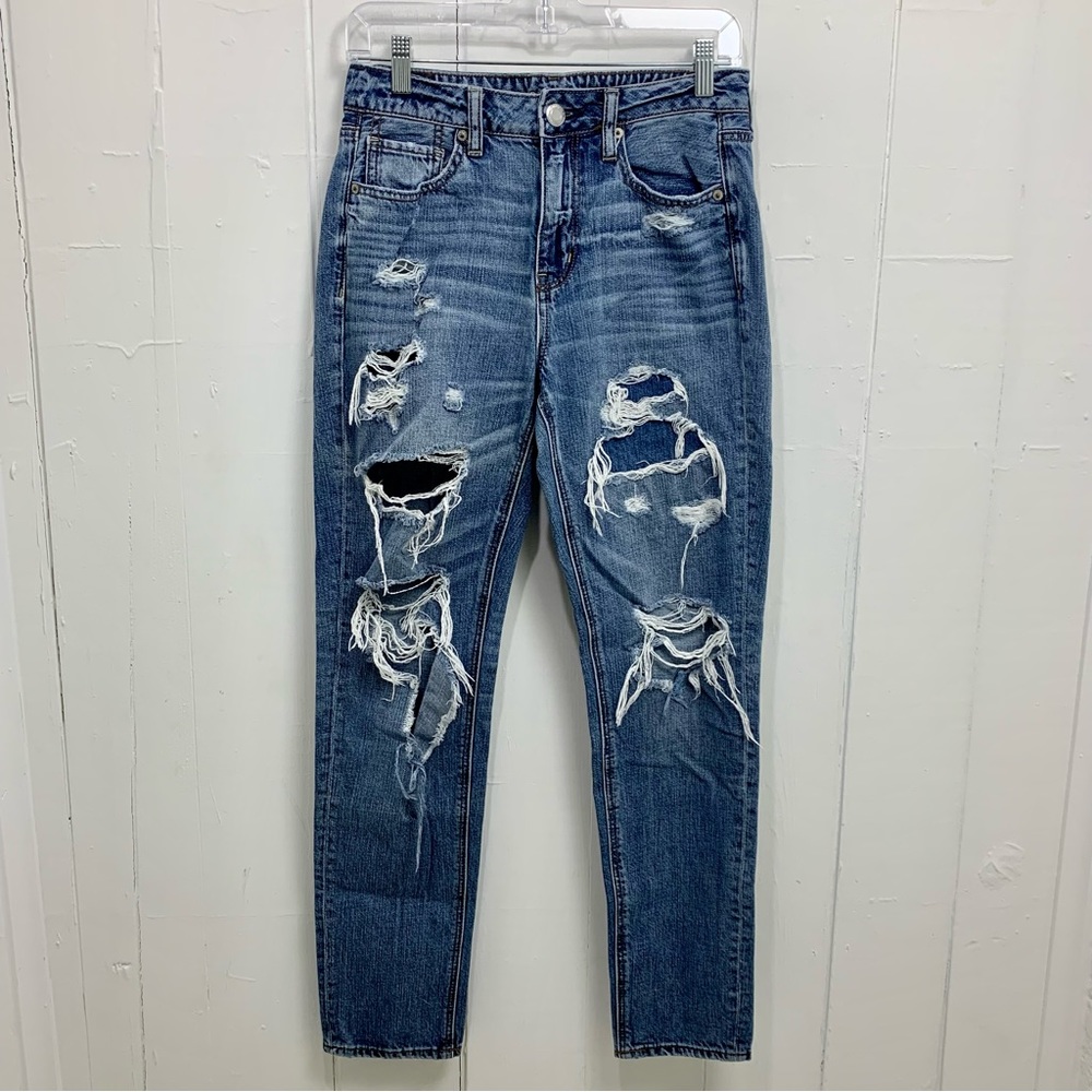 American Eagle Long Destroyed Hi Rise Tomgirl Jeans
